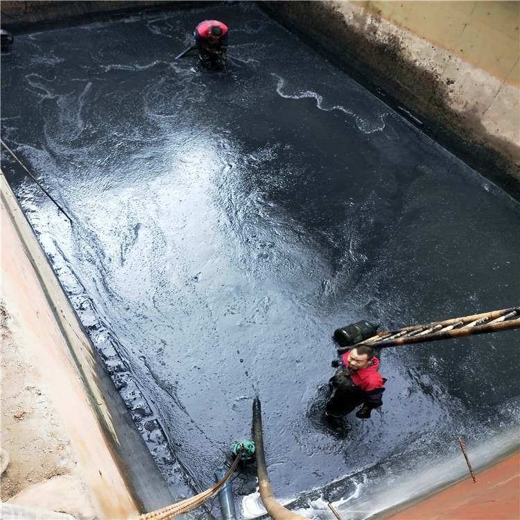 双桥废水池清理